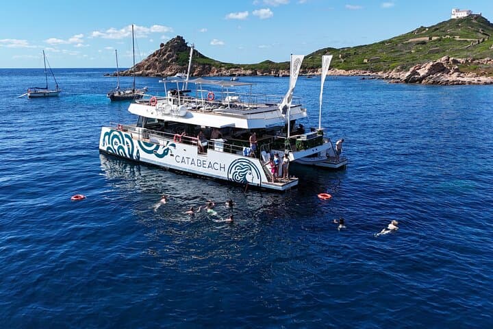 Catamaran Cruise - Excursion in the Gulf of Ajaccio 4H