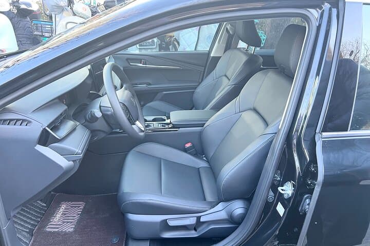 Airport Paris Charles de Gaulle CDG private transfer to hotels.