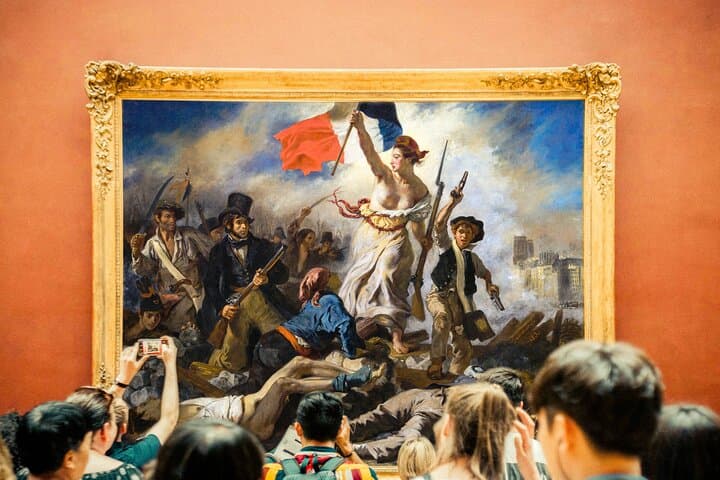 Louvre Museum Private Guided Experience with Reserved Entry
