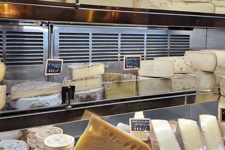 Tasting of local beers with French Cheese