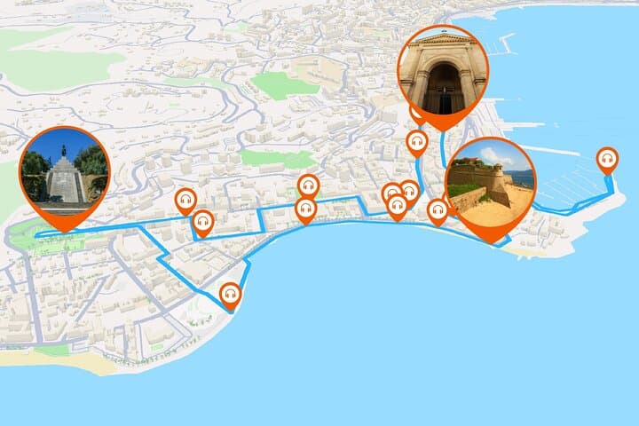 Full tour: From the old town of Genoa to the Place d'Austerlitz (Le Casone).