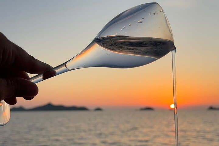 Sunset MUSIC LIVE in Catamaran in the Sanguinary Islands