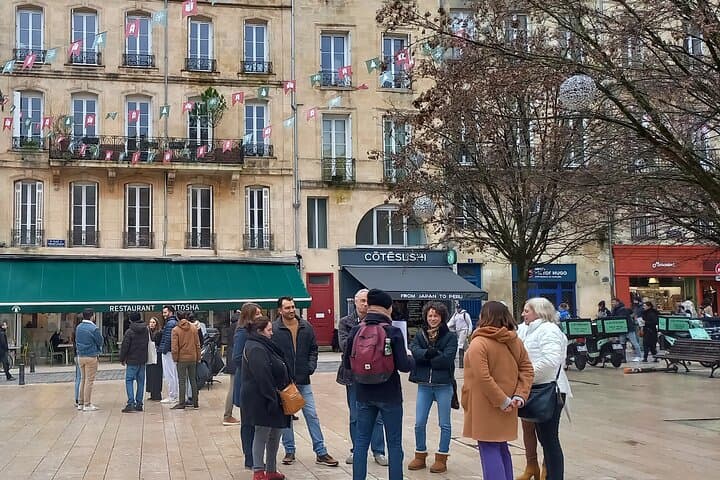 Guided tour Bordeaux Middle Ages 1492 Green Bordeaux Place Fernand Lafargue
