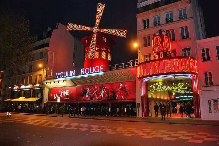 Private Paris Night Lights and Landmarks Tour
