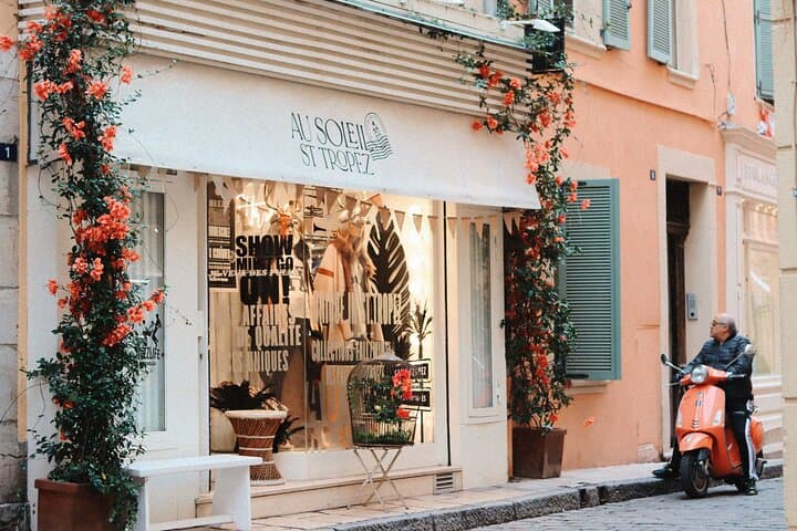 Full-Day Saint-Tropez with Ferry Bay Crossing from Nice