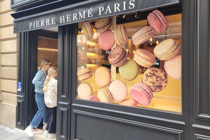 Walk Paris: Le Marais Unlocked