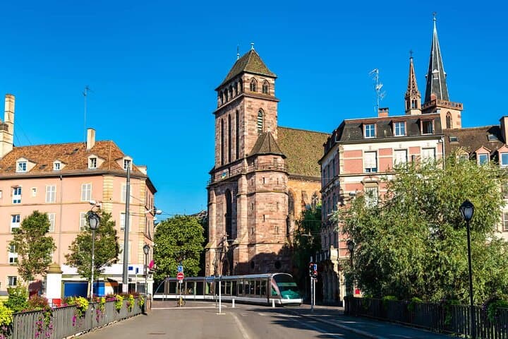Hello Strasbourg: Private 2-Hour Intro City Walk with Local Guide