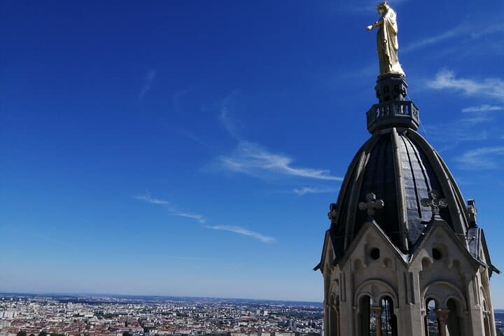 Lyon Highlights with a Local Fourviere and Old Town Walking Tour
