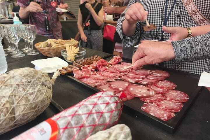 Food Tour Halles de Lyon Paul Bocuse Tastings