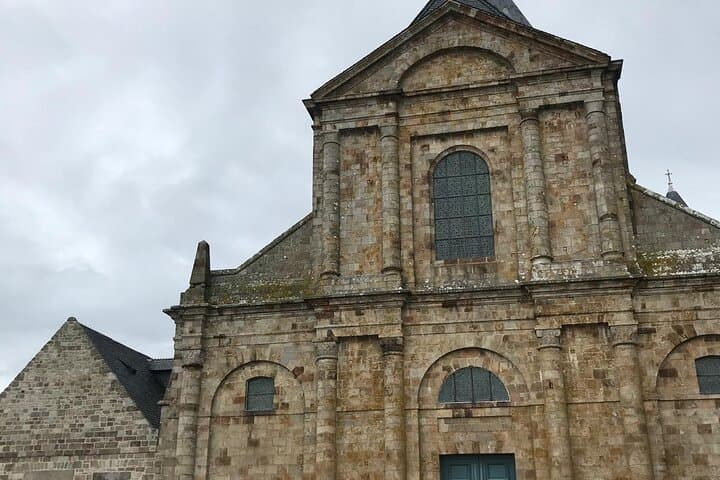 Day at Mont Saint Michel Check-out from Le Havre or Honfleur