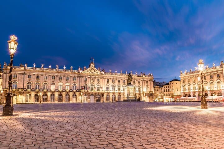 City Inn: The majestic facade of Stanislas Palace, a jewel of the 18th century.