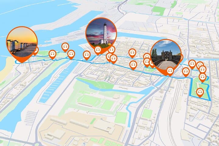 Full tour: A walk between maritime heritage, fortifications and beach.