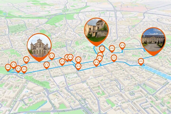 Full tour: A dive into history, between Dukes of Normandy, Hundred Years' War and Battle of Normandy.