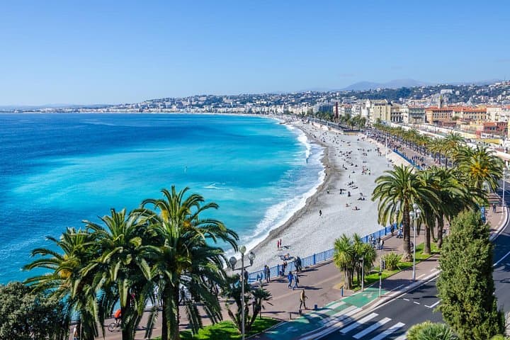 Private Departure Transfer: Hotels in Antibes to Nice Airport