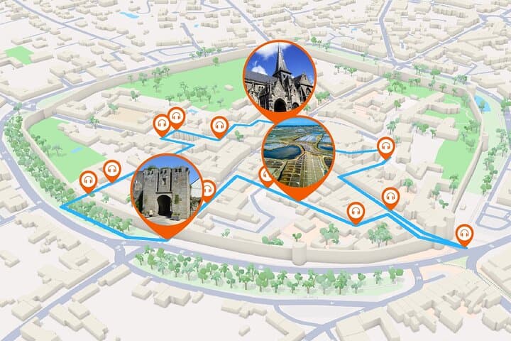 Full tour: A historical immersion in the heart of one of the best preserved enclosed cities in France.