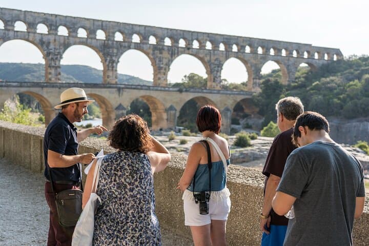 Saint Remy, Les Baux and Pont du Gard Small Group Half-Day Trip