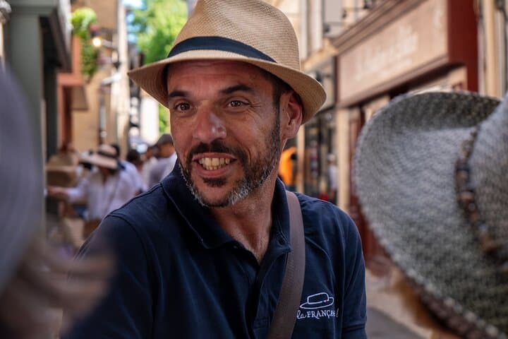 Saint Remy, Les Baux and Pont du Gard Small Group Half-Day Trip