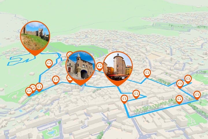 Full tour: A stroll between medieval streets, exotic parks and historical remains.