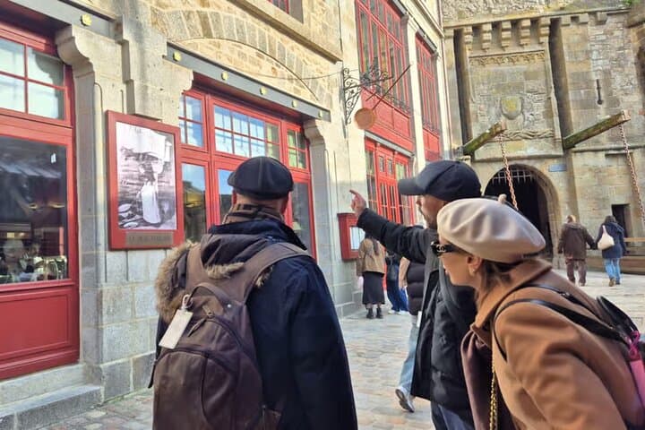 Paris Private Mont Saint Michel Tour with Abbey Entry & Champagne
