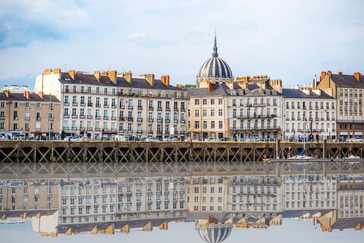 TOP Nantes : Private Guided Tour with your mobile