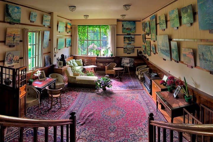 Paris Private Tour Giverny and Monet’s House with Champagne