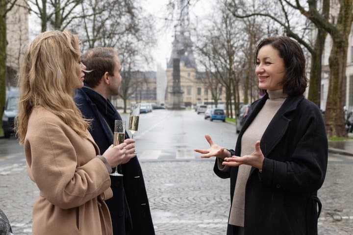 Paris Highlights Private Tour by Car (Customizable & VIP)