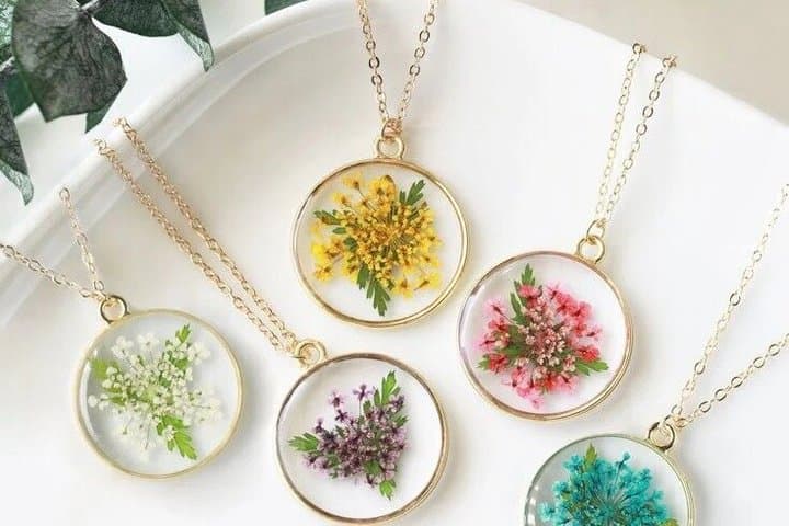 Paris 1e Duo Resin Jewelry Making Workshop
