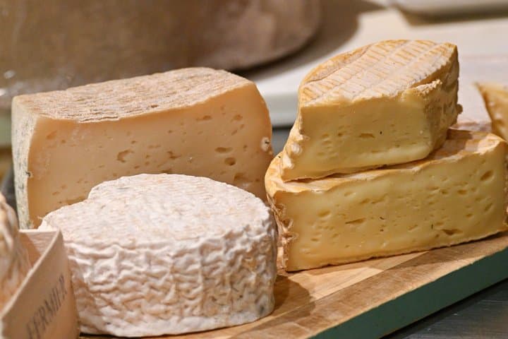 Nice: cheese tasting and cold cuts