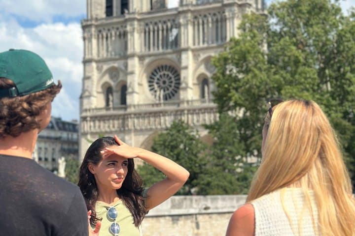 Paris and The Philosophers Tour Explore Intellectual Heritage