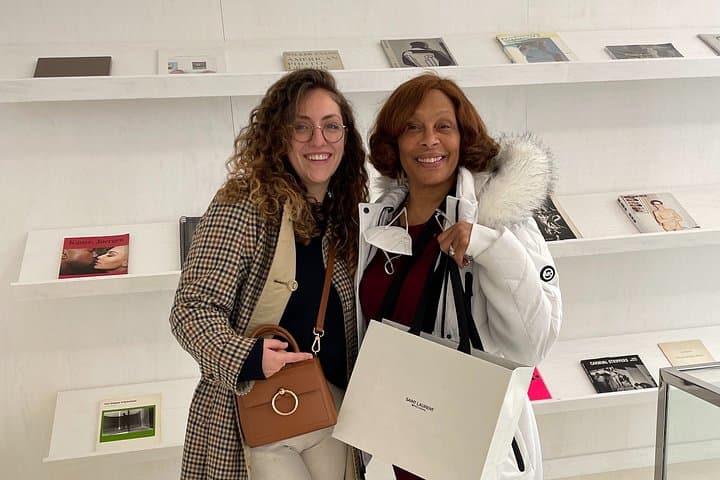 Private Paris Fashion and Shopping Experience Option with Car