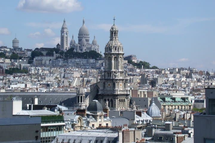 Montmartre in Depth Art History and Bohemian Life Tour