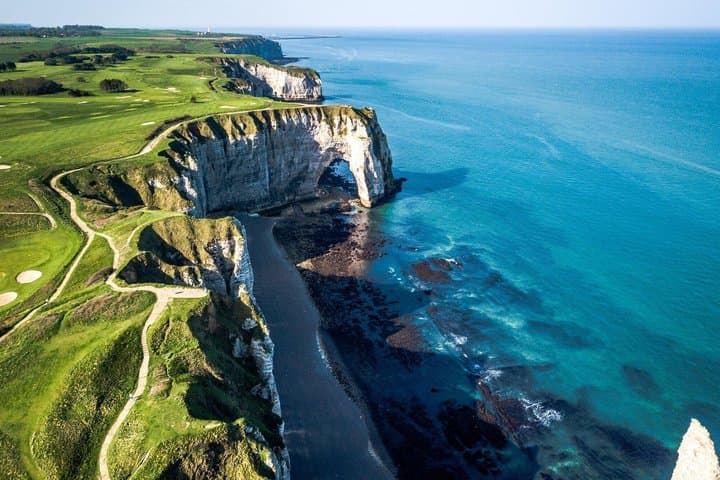 4 Days Normandy and Brittany Tour from Paris