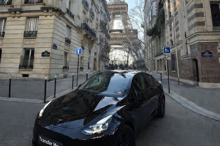 Private transfer from CDG or ORY airport to PARIS or DISNEYLAND