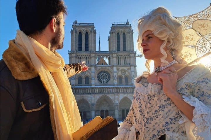 Ile de la Cité immersive theatrical tour in French
