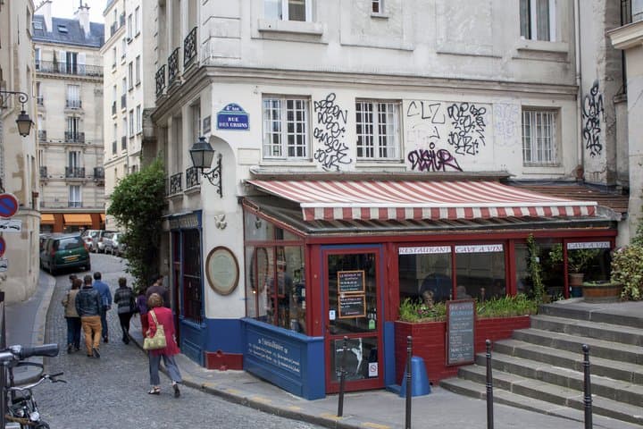 Ile de la Cité immersive theatrical tour in French
