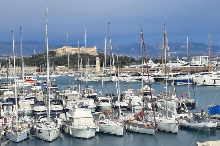 Antibes Free Guided Tour