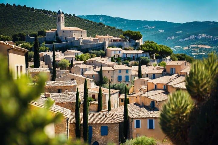 Medieval village of Castellet, Cassis & the beautifull Calanques