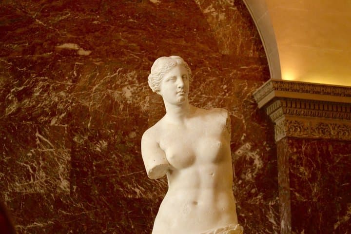 Louvre Highlights and Ancient Egypt Private Tour