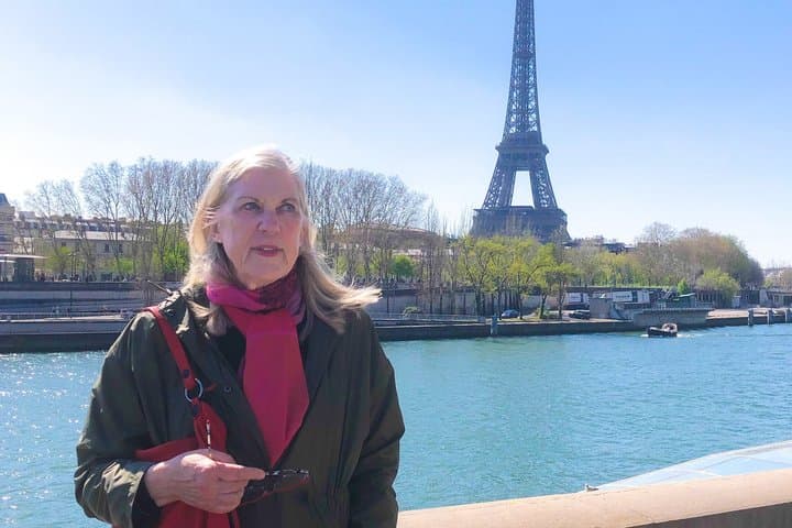 Paris Private Classical Walk: From Eiffel Tower to Notre Dame