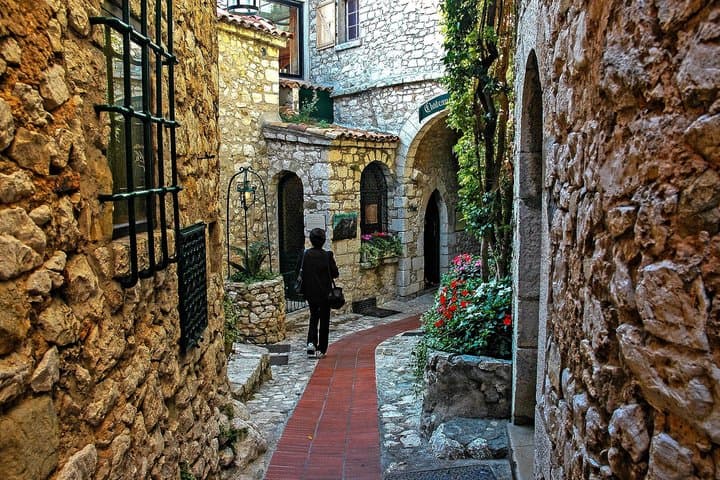 Perfume, Princes & Panoramas: Èze, Monaco & Fragonard from Nice