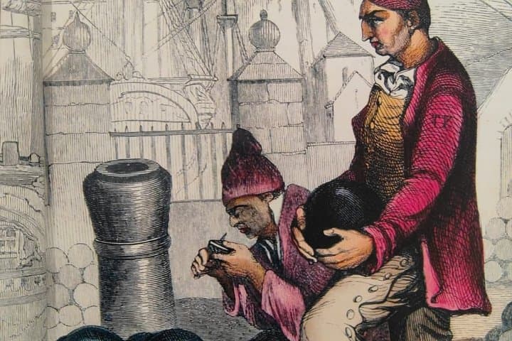 Unusual Tour of Old Toulon: Secrets and Anecdotes