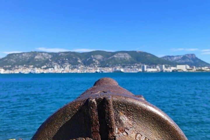 Unusual Tour of Old Toulon: Secrets and Anecdotes