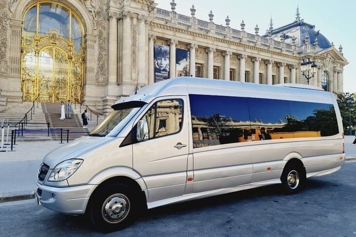 Private Transfer Airport CDG Orly to Paris by Minibus 16pax
