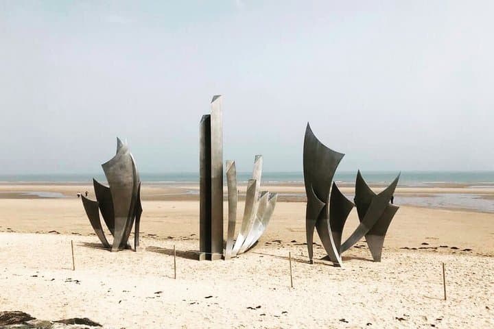 Private Normandy Tour DDay Beaches From Le Havre or Honfleur