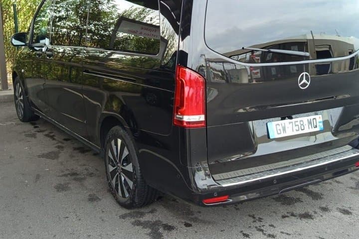Private Transfer ROISSY CDG ORLY DISNEY Airport ⇄ PARIS (8 Pax )