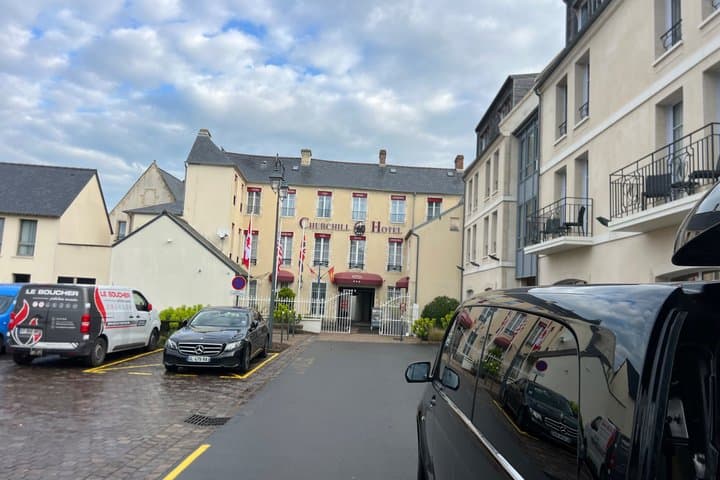 Private Transfer from Paris or CDG/Orly Airport to Bayeux