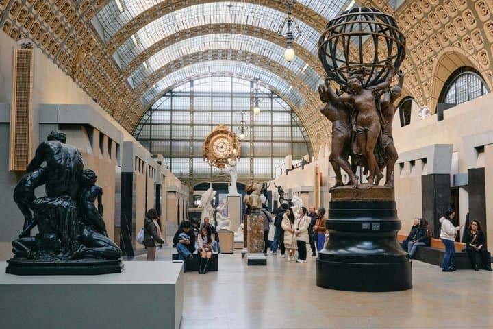 Louvre Museum Guided Tour with Orsay Museum Ticket Option