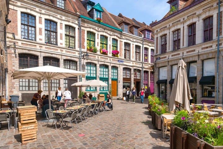 Track game and investigation in Lille and you are the detective