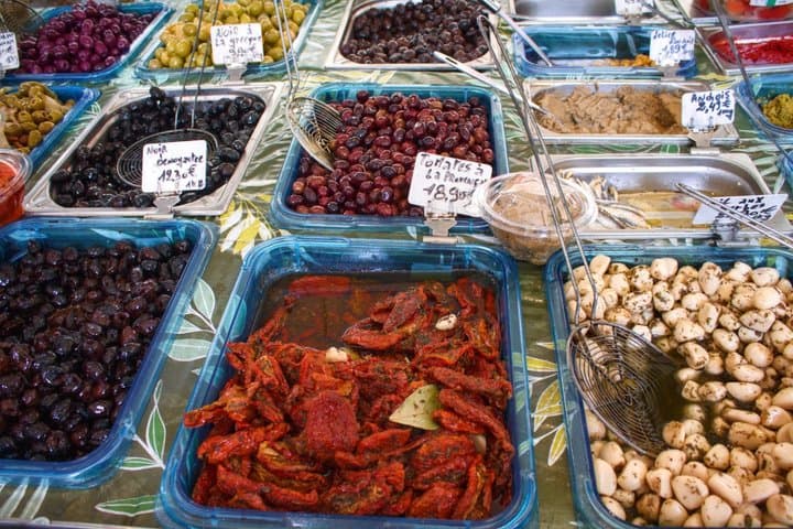 Tour of the Provencal Point of Sale and local terroir in Aix en Provence