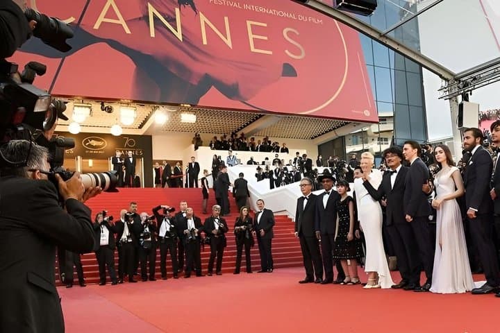 Van Luxury Antibes Tour - St paul Vence + Fondation Maegh - Cannes